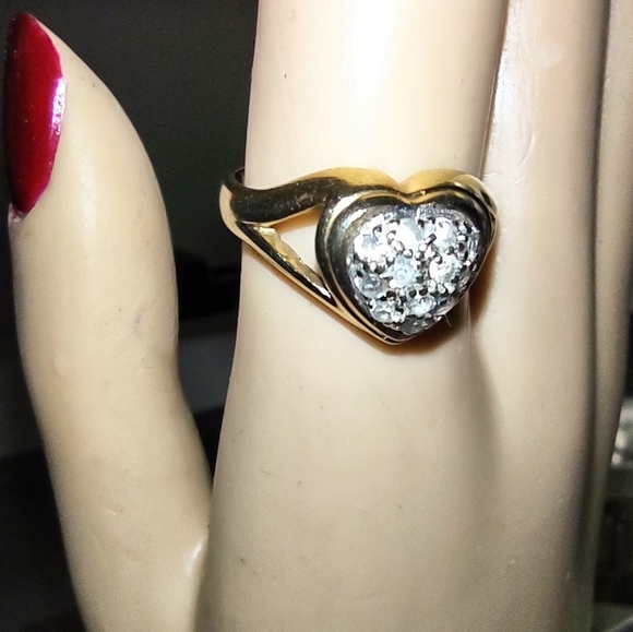 Pave Crystal Gold Heart Ring - Picture 3 of 13